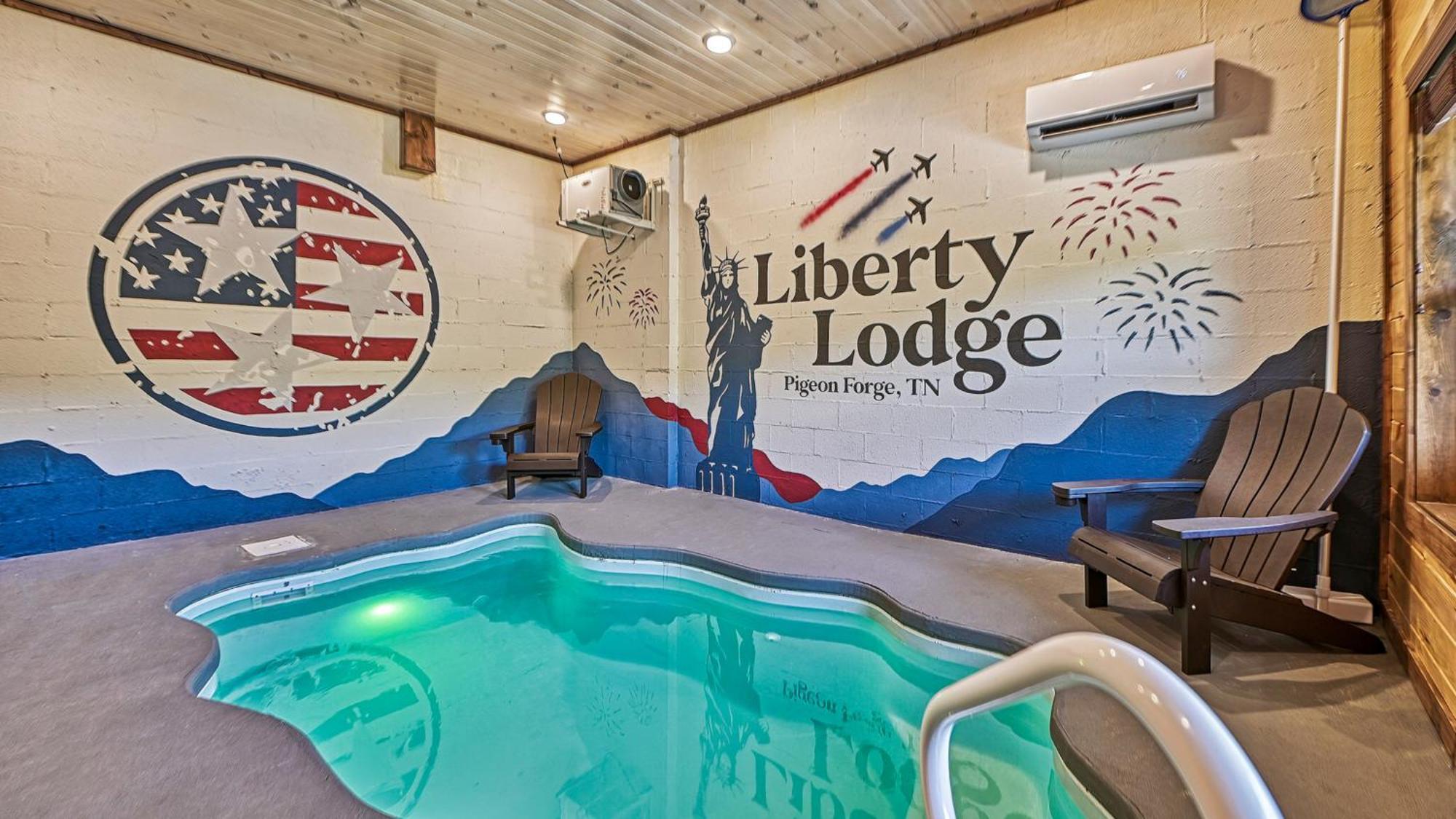 Liberty - Family Getaway With Pool, Hot Tub, Arcade & Dogs Holiday home